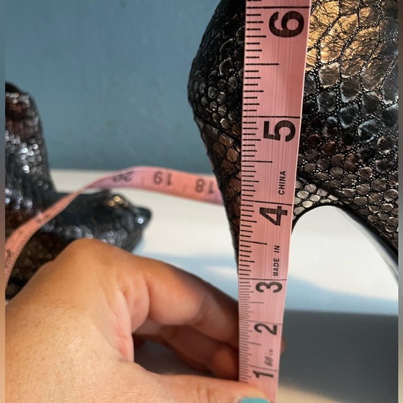 Black and silver BCBG MaxAzria peep toe bootie - Picture 2 of 5